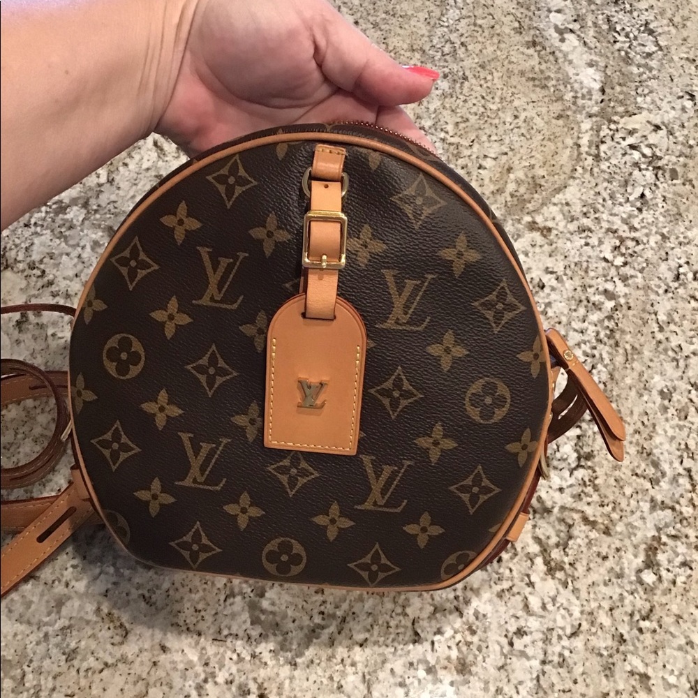 Auth Louis Vuitton Boite Chapeau Souple MM